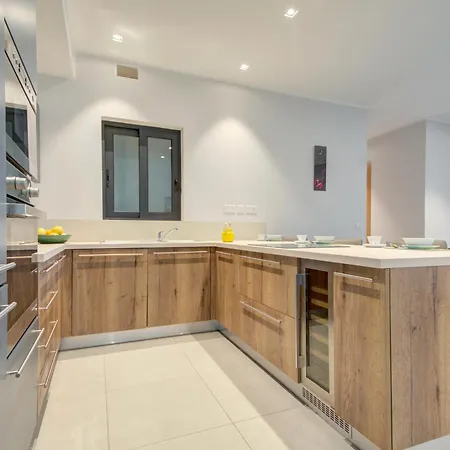 The Chic & Fabulous St Julians Apts With Terraces Saint Julian's
