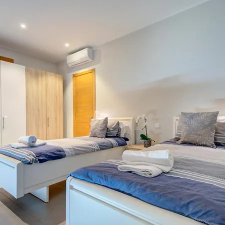 The Chic & Fabulous St Julians Apts With Terraces Lejlighed *
