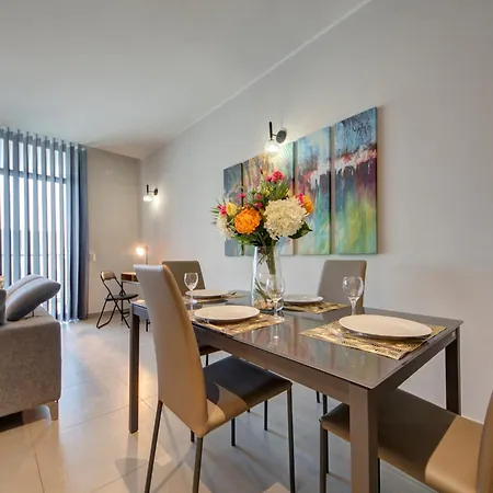 The Chic & Fabulous St Julians Apts With Terraces *